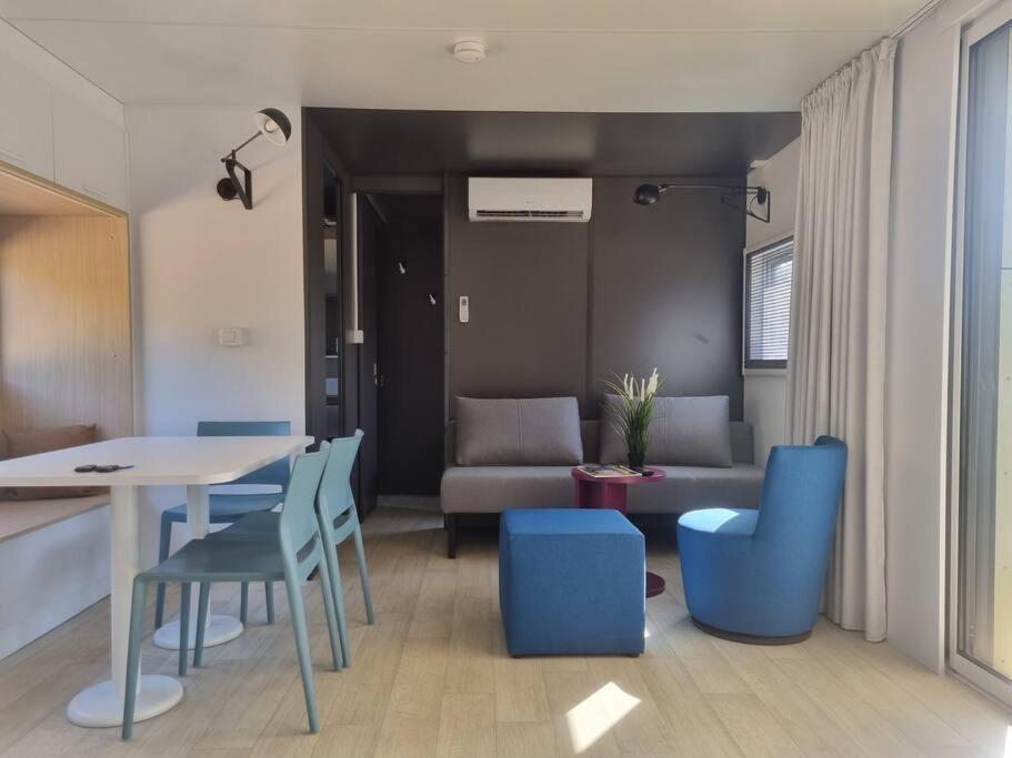 Charmant Et Spacieux Mobil Home Rocbaron Екстер'єр фото